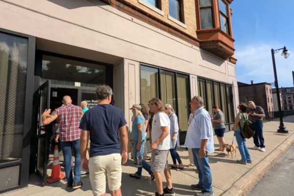 PXL_20250801_202832127.MP